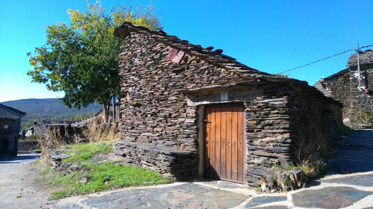 La Pizarra Negra Vendégház Campillejo Kültér fotó